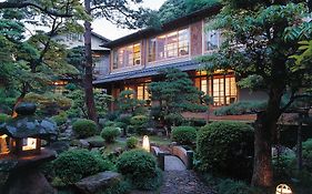 西村屋 本館